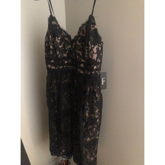 Lulu’s Brand New Lace Midi Dress - Picture 2 of 5